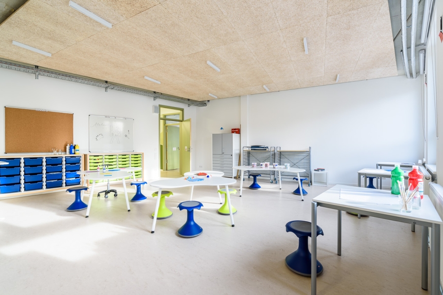 Michael-Ende-Grundschule Babelsberg Einrichtung Kunstraum
